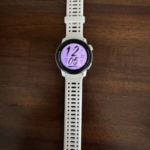 COROS white Pace 3 running gps watch.